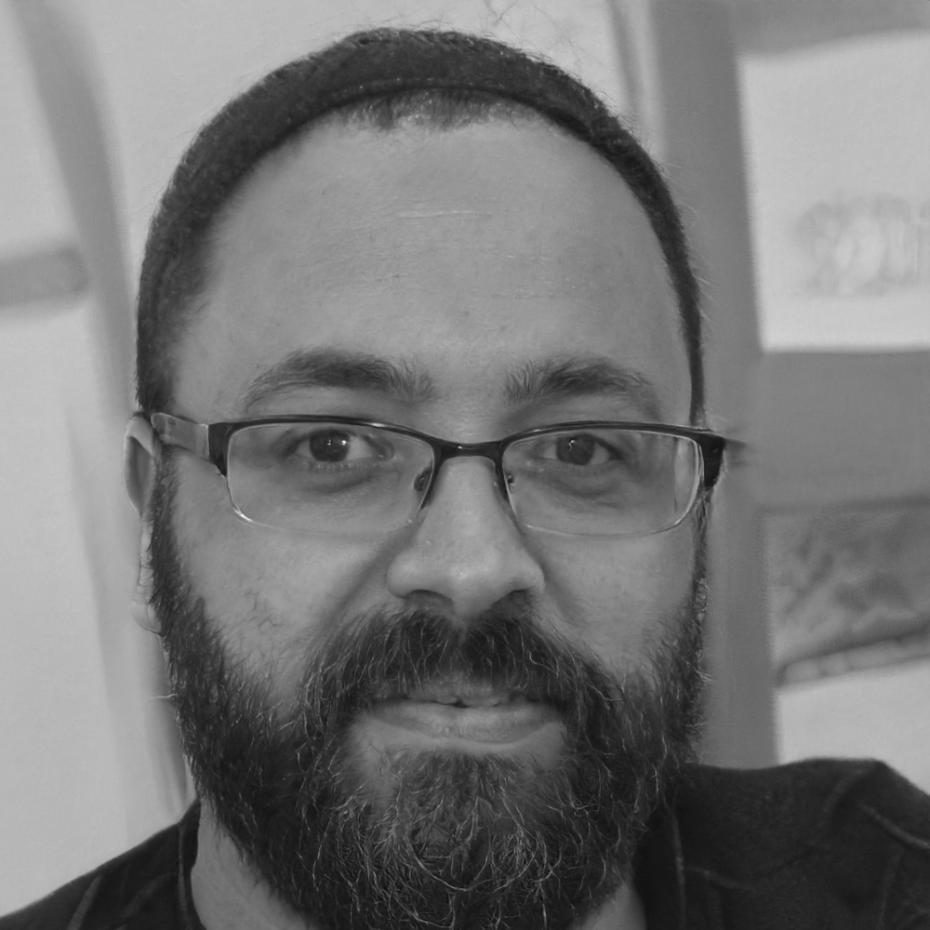 Blockchain implementation expert and program instructor